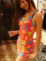 幻灯图集：黑涩会美眉蔷蔷服饰写真 甜美可爱