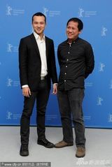 组图：《动物园的明信片》发布会 导演携主创亮相