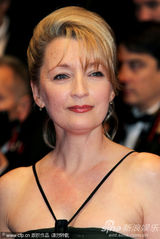 幻灯图集：导演迈克-李携主创出席《又一年》首映