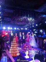 组图：男篮孙悦迎娶嫩模女友 科比送祝福