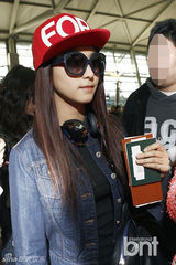 组图：SuperJunior SISTAR等便装亮相机场