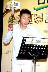 高清：李李仁献声儿童剧 突破舞蹈障碍大跳暖身操