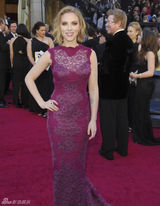 组图：斯嘉丽-约翰逊红毯各种美丽造型集锦