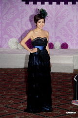 组图：黄智雯浪漫演绎婚纱 觅男友不分圈内圈外