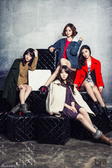 组图：韩团Girls Day冬装大片不惧冷露美腿