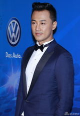 组图：华鼎奖红毯巨星闪耀 妮可刘晓庆斗艳