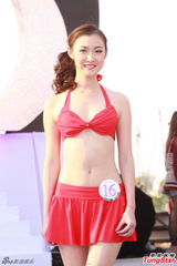 组图：19位入选亚姐泳装出镜 大秀身材性感靓丽