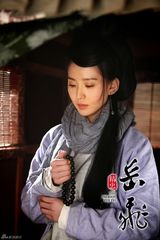 组图：刘诗诗《精忠岳飞》演柔弱盲女内心强大