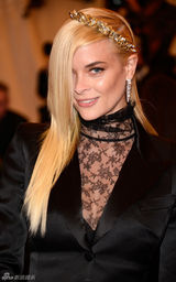 高清图：大都会朋克派对众星个性礼服狂野性感