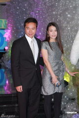 高清图：李嘉欣为儿子JAYDEN开百日宴