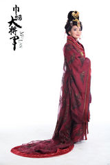 组图：《巾帼大将军》曝宫廷定妆照 将上演女人心计