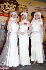 组图：杨怡坦言尚不结婚 与罗仲谦处观察期