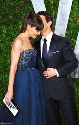 高清图：汤姆-克鲁斯携爱妻凯蒂亮相奥斯卡派对