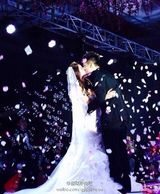 组图：男篮孙悦迎娶嫩模女友 科比送祝福