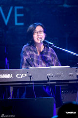 组图：简单生活节台北开唱 张震岳陈绮贞等轮番上阵