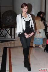 组图：周显扬杜致朗完婚 郭富城等众星道贺