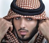 组图：阿联酋帅哥微博走红  原为迪拜名模