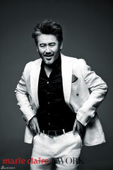 组图：吴秀波胡须范儿登杂志儒雅帅气