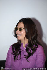 组图：赵薇助阵李樯新书发布 被指人红体胖