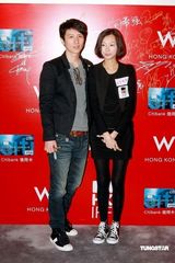 幻灯图：《分手说爱你》香港首映 房祖名薛凯琪同台