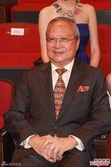 组图：无线46周年台庆亮灯 小生花旦齐出动