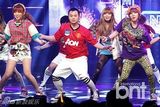 组图：4minute《MCD》两连冠 大秀热辣舞姿