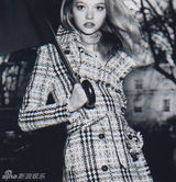 组图：俄罗斯超模萨莎写真展梦幻气质