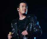 幻灯图：杨坤鞍山演唱会 DISCO燃烧全场完美收官