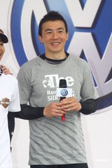 组图：拥抱丝路公益长跑亮相台北 宣传水资源保护