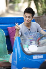 组图：《爸爸去哪儿》小小志各种萌态图