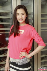 组图：杨思琦张罗女儿入学 马浚伟投资胞姐学校