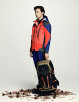 高清图：f(x)宋茜与元斌拍广告青春养眼