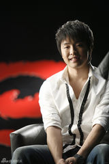 组图：成龙拍摄娱乐现场宣传片 宣扬慈善彰显爱心