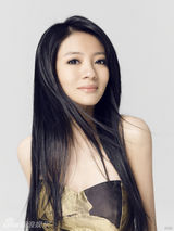 组图：安以轩时尚高贵登封面 百变伊人显风情