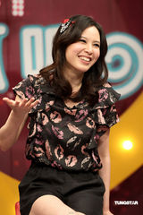 幻灯图：贡米直言自己更像林青霞 录影显鬼马本性