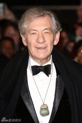 组图：《霍比特人》伦敦首映 威廉王子大驾光临