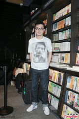 组图：何韵诗黄耀明亮相座谈会 大谈乐坛与工作