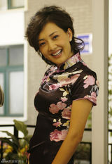 高清图：《乐活2》空降北京台 牛莉闫妮成色彩女郎