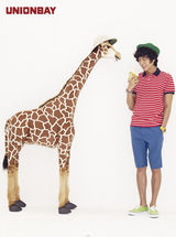 高清组图：KARA成员与李民基夏日写真清新俏皮