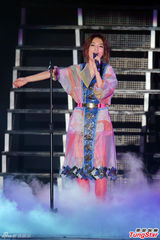 组图：伍佰花朵舞high翻 田馥甄变女神唱压轴
