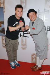 组图：曾志伟钱嘉乐拒谈翁静晶追邵氏分红