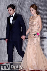 组图：SBS演艺大赏《跑男》大热 金秉万获大奖