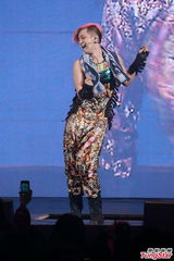 组图：罗志祥香港劲爆开唱 谭咏麟压轴助阵