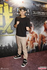 组图：张家辉与彭于晏搞笑接吻 禁妻子拍吻戏