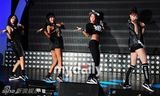 组图：韩国性感女团Sistar新辑首发 超短裤秀腿