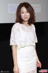 组图：王菀之MV与张敬轩性感合作 王祖蓝送惊喜