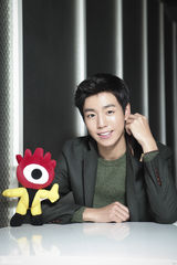 高清组图：独家对话最韩流第八期人物李玹雨