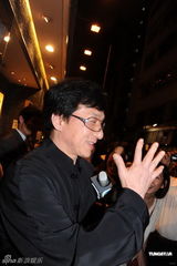 组图：曾志伟庆五十八岁生日 成龙等众好友出席