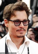 高清图：《加勒比4》首映礼 约翰尼·德普帅气现身