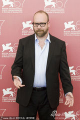 《巴尼的人生》记者会  女演员罗莎蒙德和男星谈笑